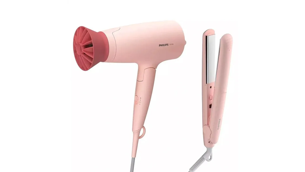Tay cầm gập và dây điện xoay trên bộ máy tạo kiểu tóc: Gọn để mang đi du lịch nhưng cần lưu ý gì?